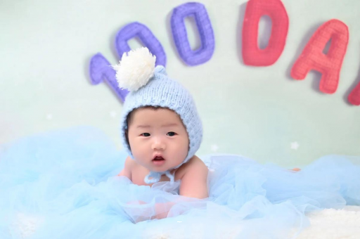 梧州宝宝喜欢搓脚